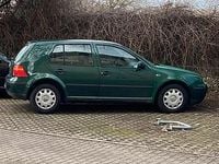 Second-hand VW Golf IV 75 CP (55 kW) 2000 Verde Break
