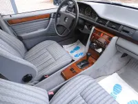 Gebraucht Mercedes 200 118 PS (86 kW) 1990 Weiß Limousine