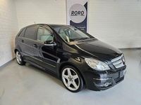Gebraucht Mercedes B200 AMG 140 PS (102 kW) 2009 Schwarz Van / Kleinbus