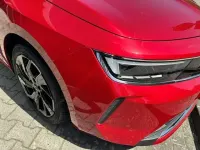 Usata Opel Astra Elegance 181 CV (133 kW) 2023 Rosso Utilitaria