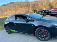 Gebraucht Opel Astra 140 PS (102 kW) 2011 Schwarz Coupé