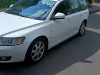 Gebraucht Volvo V50 150 PS (110 kW) 2011 Weiß Kombi