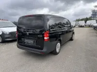 Gebraucht Mercedes Vito 163 PS (119 kW) 2025 Obsidianschwarz Van