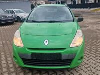 Gebraucht Renault Clio GrandTour 75 PS (55 kW) 2012 Grün Kombi