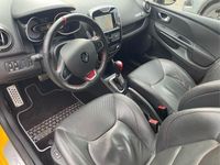 Gebraucht Renault Clio IV Trophy 220 PS (161 kW) 2016 Gelb Limousine