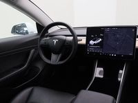 Gebraucht Tesla Model 3 Standard Range 225 kW (306 PS) 2020 Weiß Limousine