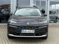 Neu VW T-Roc Style 150 PS (110 kW) 2026 Schwarz SUV