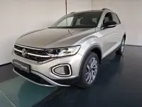 Gebraucht VW T-Roc Life 150 PS (110 kW) 2023 Ivory silver metallic SUV