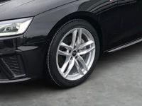 Gebraucht Audi A4 S-Line 204 PS (150 kW) 2023 Mythosschwarz metallic Kombi