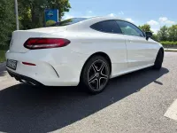Gebraucht Mercedes C180 156 PS (114 kW) 2019 Weiß Coupé