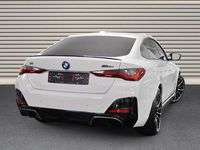 Gebraucht BMW i4 Shadowline 350 kW (476 PS) 2022 Alpinweiss iii Limousine