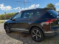 Gebraucht VW Tiguan Active 131 PS (96 kW) 2022 Schwarz SUV