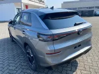 Neu VW T-Roc R-line 150 PS (110 kW) 2026 Wolf grey metallic SUV