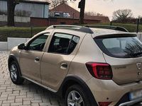 Gebraucht Dacia Sandero Prestige 101 PS (74 kW) 2020 Gold Kleinwagen