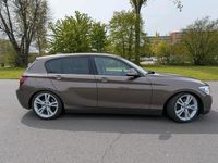 Gebraucht BMW 125 218 PS (160 kW) 2012 Braun Kleinwagen