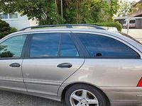 Gebraucht Mercedes C220 Classic 150 PS (110 kW) 2006 Silber Kombi