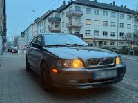 Gebraucht Volvo V40 200 PS (147 kW) 2001 Grau Kombi
