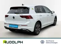 Gebraucht VW Golf VIII 116 PS (85 kW) 2026 Pure white Limousine