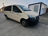 Second-hand Mercedes Vito 136 CP (100 kW) 2016 Galben Van