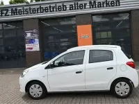 Gebraucht Mitsubishi Space Star 71 PS (52 kW) 2015 Weiß Limousine
