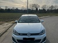 Gebraucht VW Golf VII Sport 184 PS (135 kW) 2015 Weiß Kleinwagen