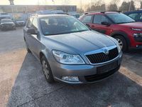 Gebraucht Skoda Octavia Fun 105 PS (77 kW) 2012 Grau Kombi