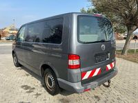 Gebraucht VW Transporter 102 PS (75 kW) 2010 Grau Van
