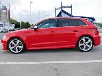 Gebraucht Audi RS3 Sport 367 PS (269 kW) 2015 Rot Limousine