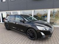 Gebraucht Ford Focus Cool & Connect 125 PS (91 kW) 2018 Schwarz Limousine