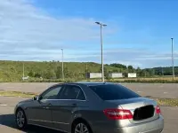 Gebraucht Mercedes E300 Avantgarde 204 PS (150 kW) 2010 Grau Limousine