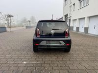 Gebraucht VW e-up! 60 kW (82 PS) 2017 Black pearl Kleinwagen