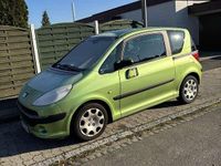 Gebraucht Peugeot 1007 Premium 73 PS (53 kW) 2006 Grün Van / Kleinbus