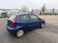 Gebraucht Fiat Punto 60 PS (44 kW) 2004 Blau Kleinwagen