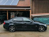 Gebraucht BMW 320 150 PS (110 kW) 2006 Schwarz Limousine