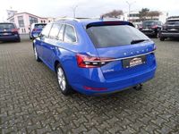 Gebraucht Skoda Superb Style 156 PS (114 kW) 2020 Blau Kombi
