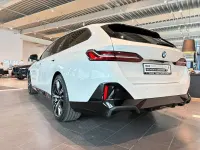 Gebraucht BMW 520 Performance 208 PS (152 kW) 2025 Weiß Kombi
