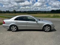 Second-hand Mercedes E320 224 CP (164 kW) 2002 Argintiu Berlinǎ