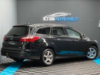 Gebraucht Ford Focus Trend 125 PS (91 kW) 2014 Schwarz Kombi