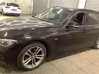 Gebraucht BMW 320 Sport Line 190 PS (139 kW) 2015 Schwarz Kombi