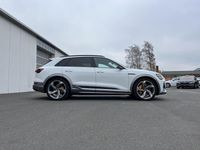 Gebraucht Audi e-tron Ambiente 369 kW (503 PS) 2022 Weiß SUV