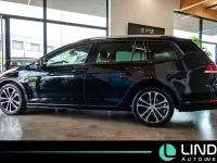 Gebraucht VW Golf VII R-line 150 PS (110 kW) 2020 Deep black perleffekt Kombi