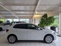 Gebraucht VW Polo Highline 95 PS (69 kW) 2021 Weiß Kleinwagen