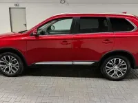 Gebraucht Mitsubishi Outlander 150 PS (110 kW) 2017 Karminrotmet. SUV