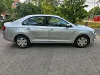 Gebraucht Skoda Rapid Ambition 122 PS (89 kW) 2013 Silber Kleinwagen