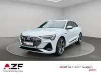 Gebraucht Audi e-tron Sportback S-Line 300 kW (408 PS) 2022 Gletscherweiß metallic SUV