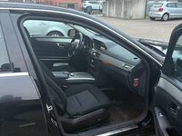 Gebraucht Mercedes E220 Elegance 170 PS (125 kW) 2013 Schwarz Limousine