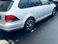 Gebraucht VW Golf VI 105 PS (77 kW) 2011 Grau Kleinwagen