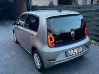 Gebraucht VW e-up! Style 61 kW (83 PS) 2022 Schwarz Kleinwagen