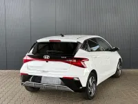 Gebraucht Hyundai i20 Comfort 101 PS (74 kW) 2025 Atlas white Kleinwagen