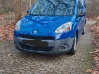 Gebraucht Peugeot Partner 90 PS (66 kW) 2014 Blau Van / Kleinbus